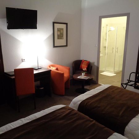 Hotel De Montaulbain Verdun-sur-Meuse Esterno foto