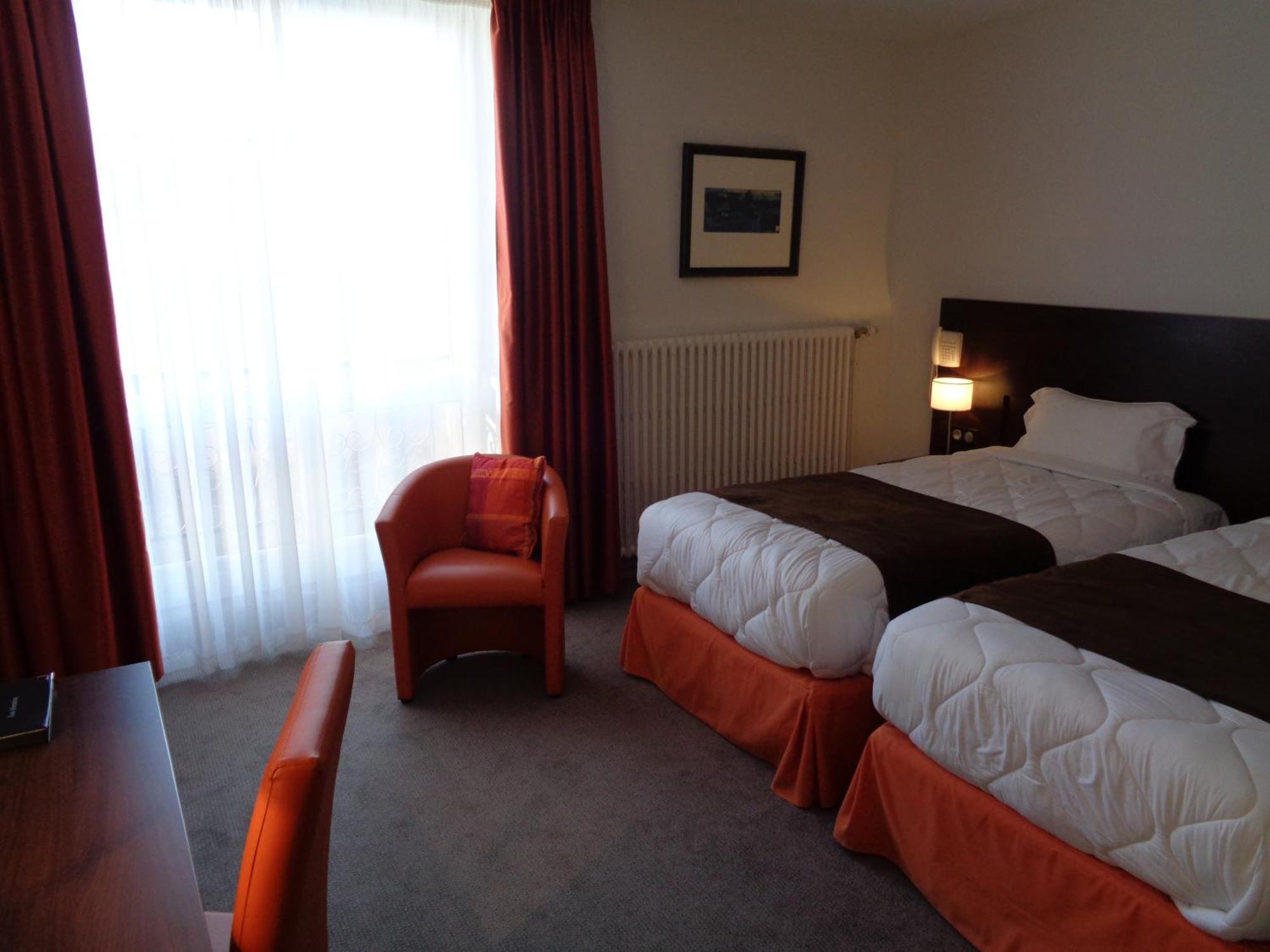 Hotel De Montaulbain Verdun-sur-Meuse Esterno foto