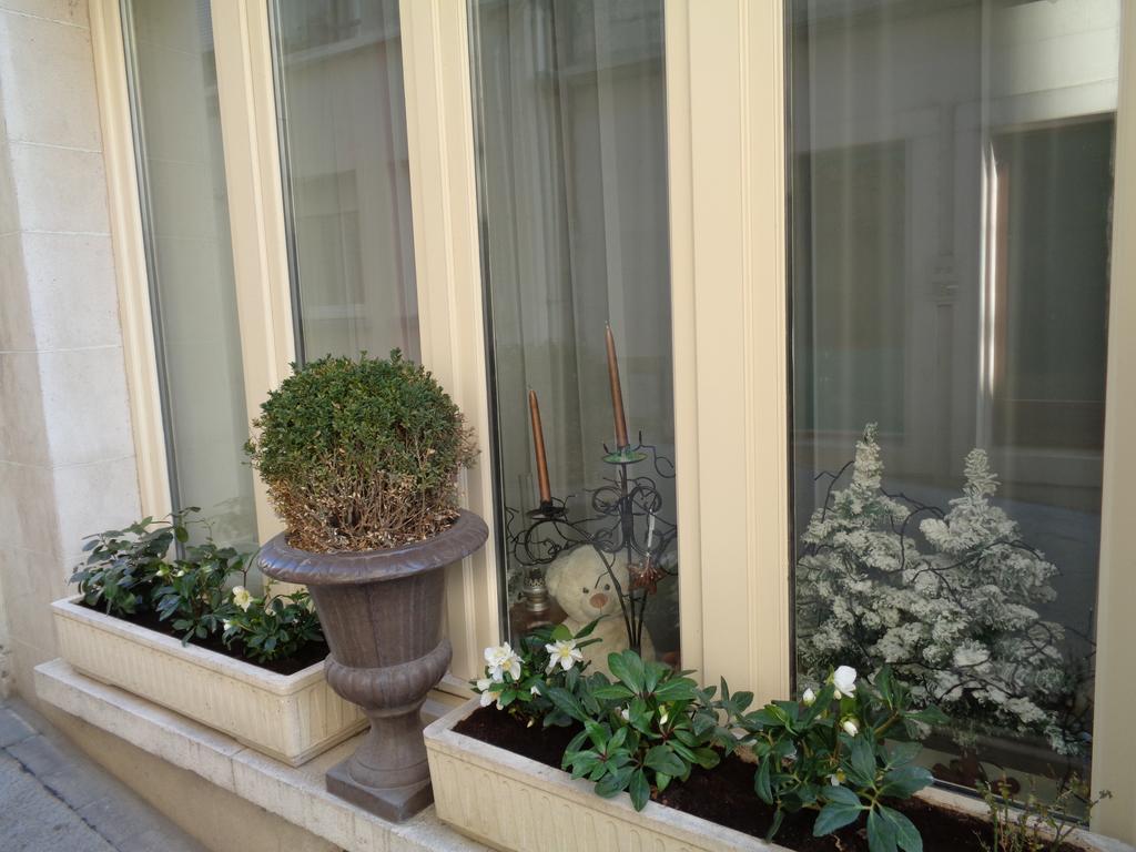 Hotel De Montaulbain Verdun-sur-Meuse Esterno foto